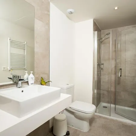 Global Roof View 23429 Hébergement de vacances Estepona